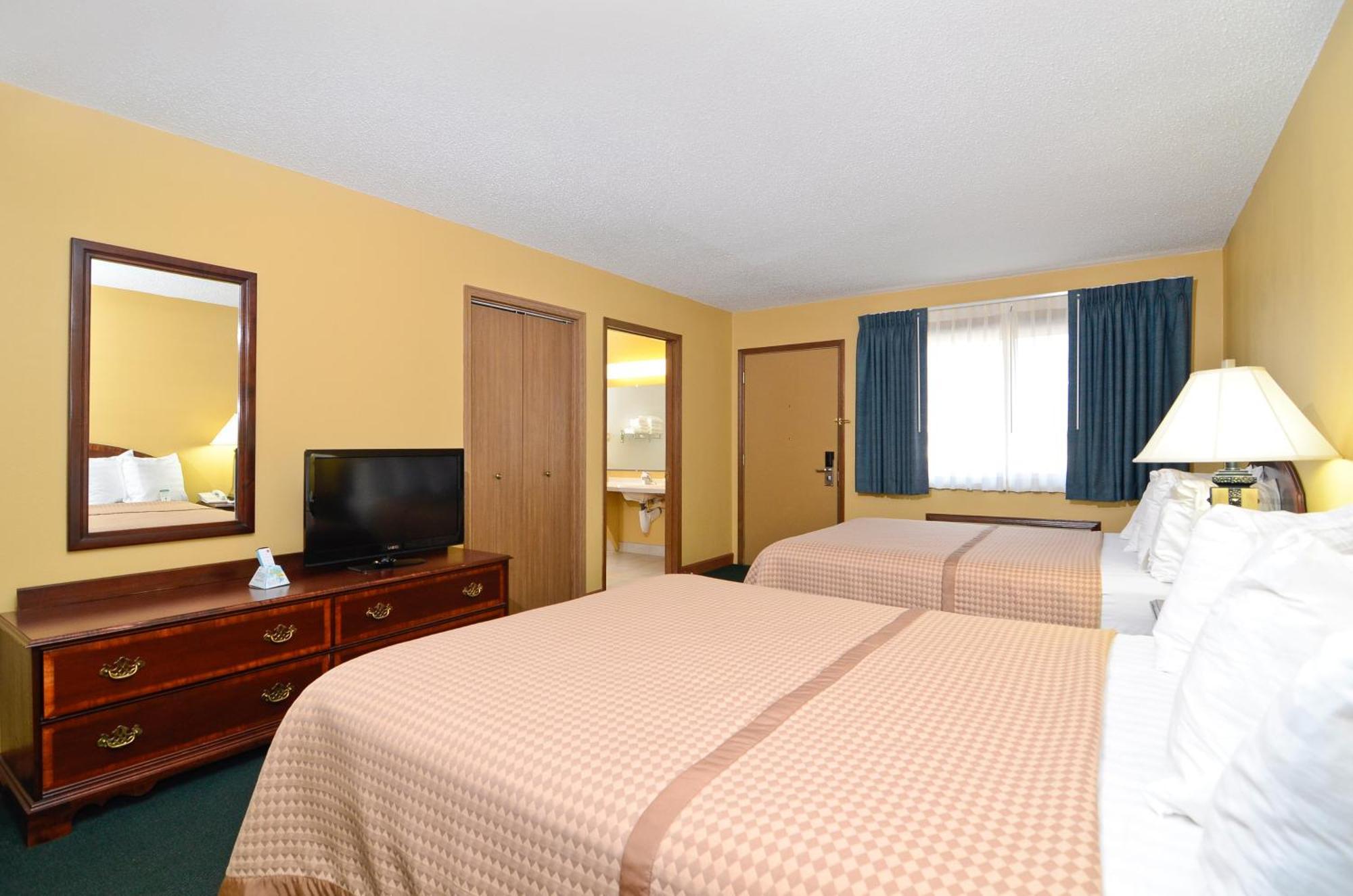 Americas Best Value Inn Iola Εξωτερικό φωτογραφία